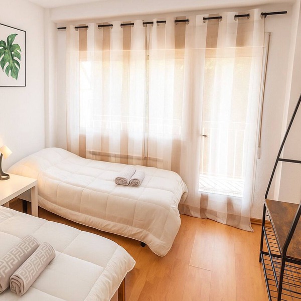 Corporate or Formative Lodging 4 rooms/6 beds