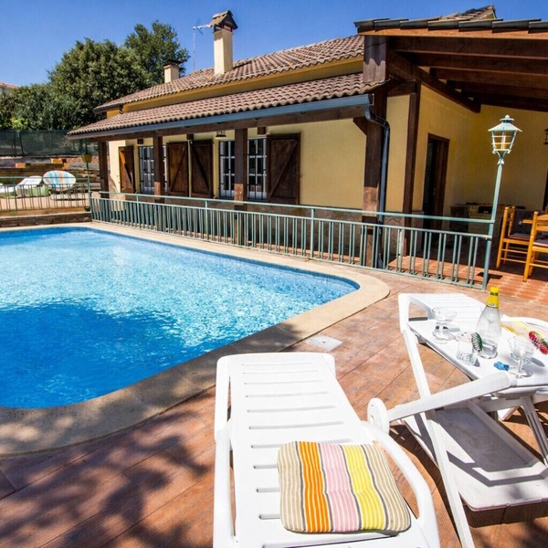 Costa Brava villa w/private pool and spacious garden