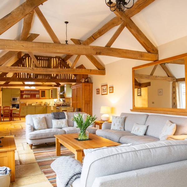 Cotswold converted Barn near Chipping Campden