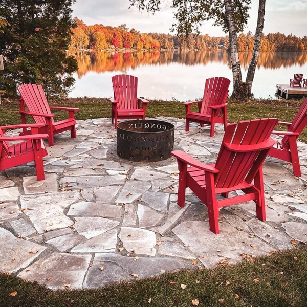 Cottage 2 at Algonquin Woods cottage resort on beautiful Clear Lake