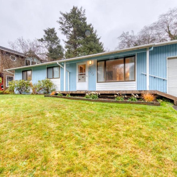 Cottage on Hemlock Street
