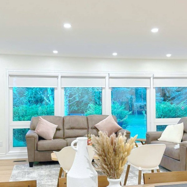 Country Cottage Retreat with Swimming Pool, Pool Table and Arcade