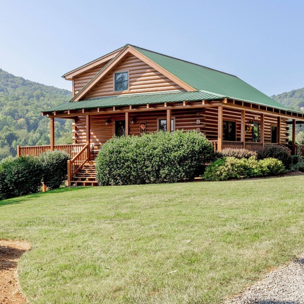 COUNTRY HAVEN OPEN FOR BUSINESS ,MT VIEWS,10MIN AVL,3/2,FP ,WIFI, FIREPIT