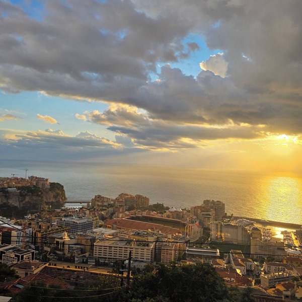 Country villa overlooking Monaco and the sea