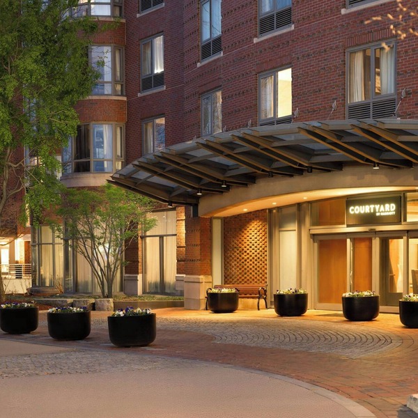 Courtyard by Marriott Boston Brookline