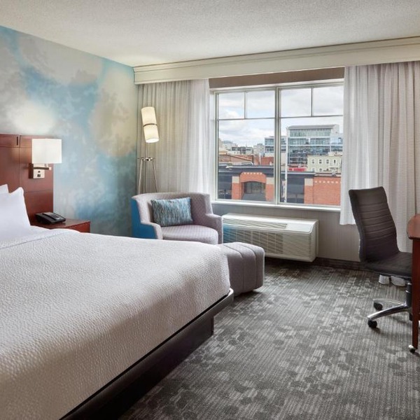 Courtyard by Marriott Ottawa Downtown