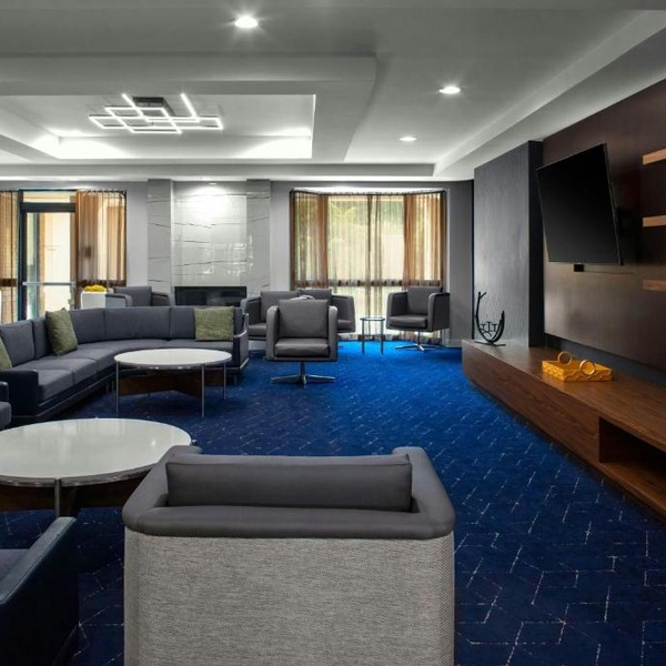 Courtyard by Marriott Richmond Northwest