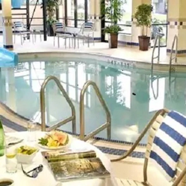 Courtyard by Marriott Toronto Brampton