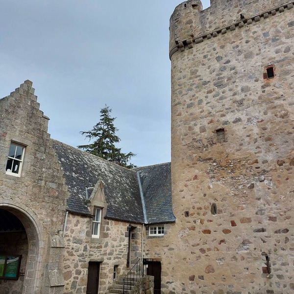 Courtyard Cottage - Drum Castle