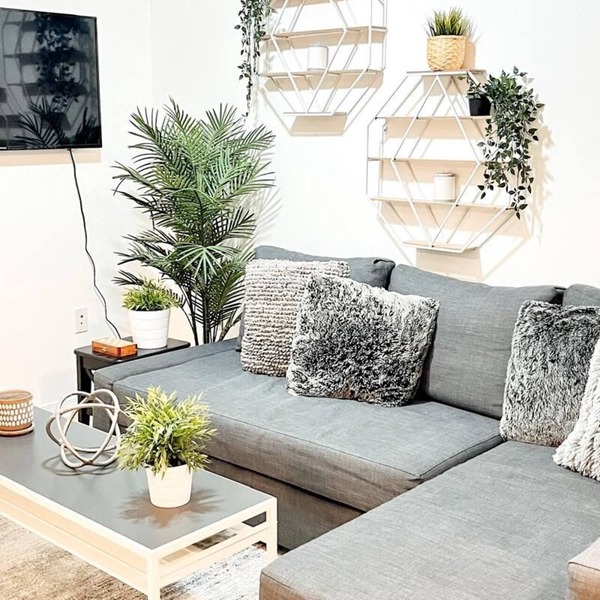 Cozy 2 Bedroom Retreat in Heartland