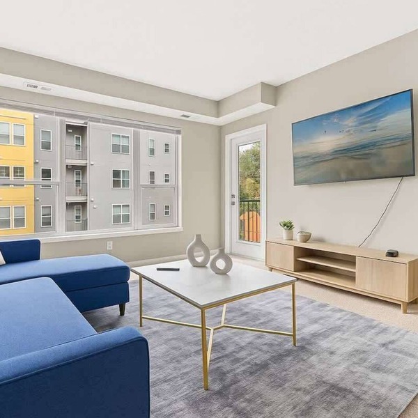 Cozy 2BR | King + 2 Queens + Walk to Xcel Arena