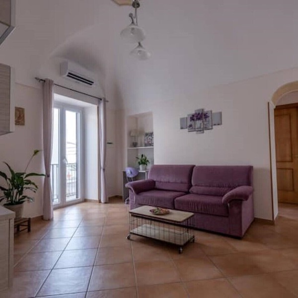 Cozy and charming apartment not far from center