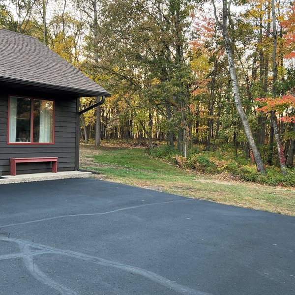 Cozy and Efficient Studio Located on Gull Lake Trail!