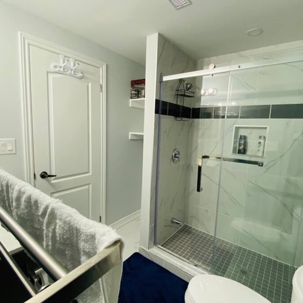 Cozy and New Basement Guest Suite in Brampton, ON