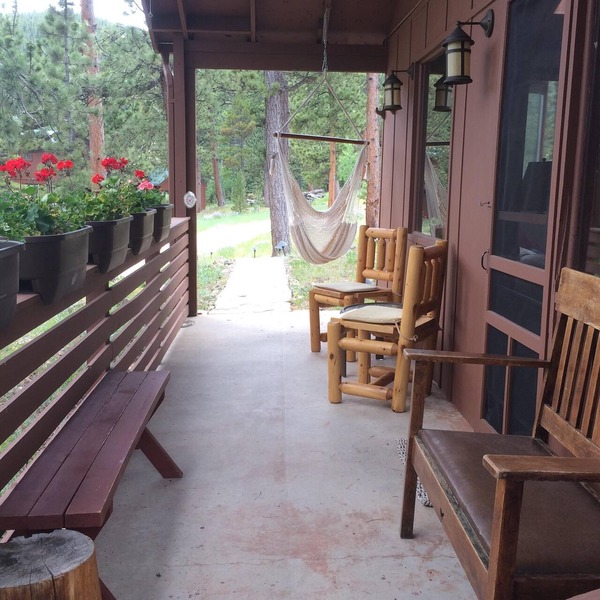Cozy And Quiet Romantic Seclusion With Gorgeous Mountain Views