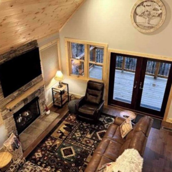 Cozy Cabin Close to the Slope