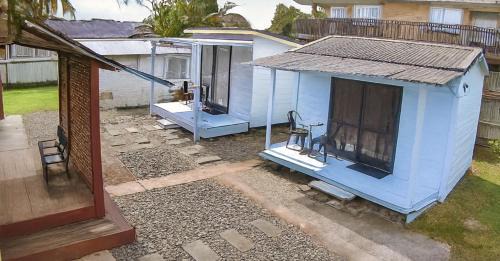 Cozy Cabin with Covered Deck Near Hamilton Garden, CBD and Waikato Hospital