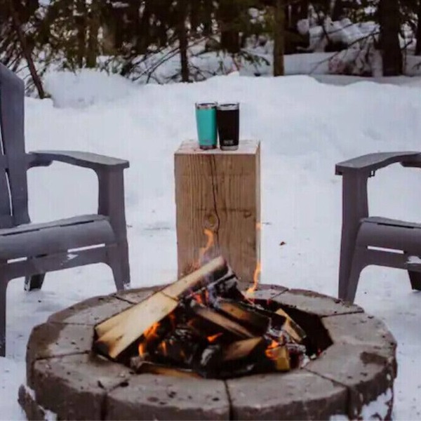 Cozy cabin with outdoor hot-tub
