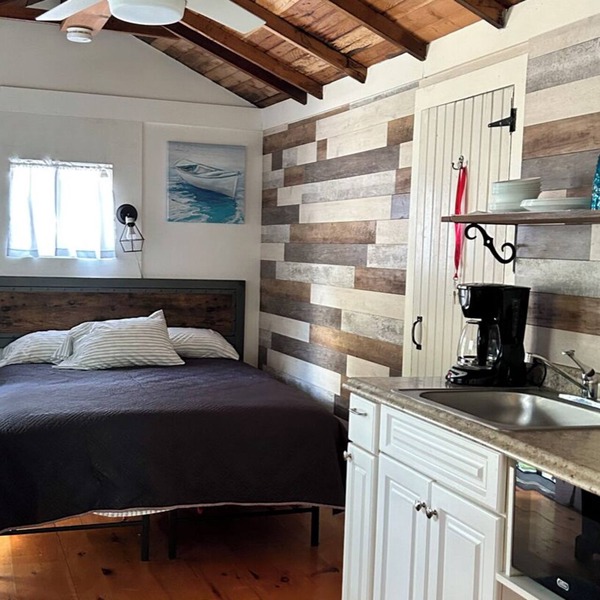 Cozy Cape Cod Retreat Pet-Friendly, Near Beaches, Golf & Family Fun-Cabin 18