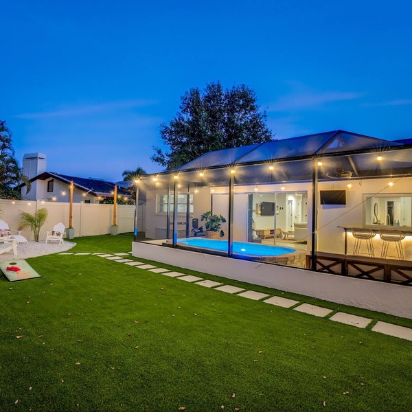 Cozy Clearwater Getaway: Beach, Spa, and Luxury