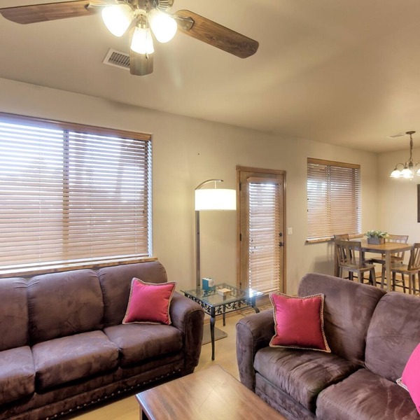 Cozy condo in center of town