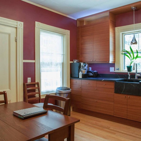 Cozy Harvard/MIT Victorian