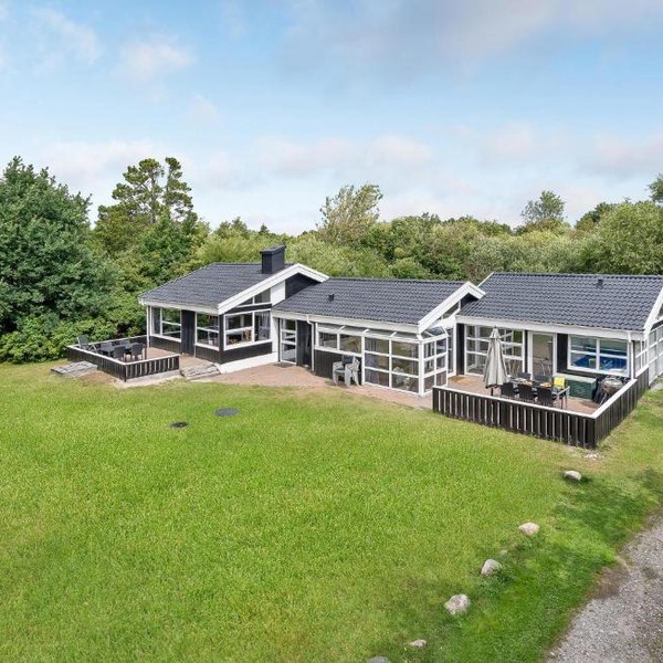 Cozy Home In Jerup With Kitchen