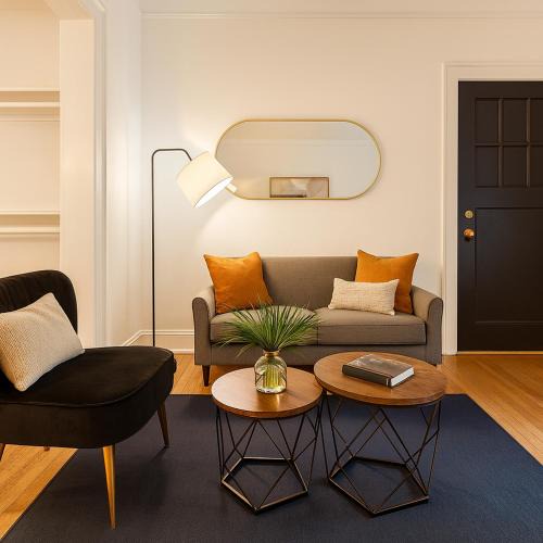 Cozy Modern Studio Queen BedWorkspacefastWifi