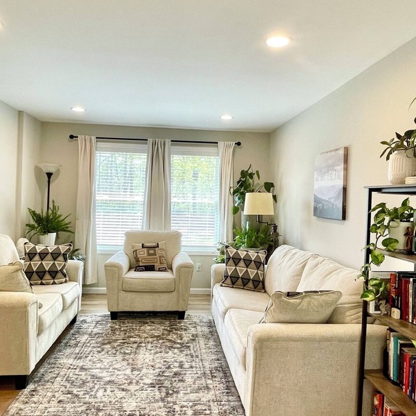 Cozy, peaceful home close to: PSU Football/State College/Altoona/Raystown Lake.