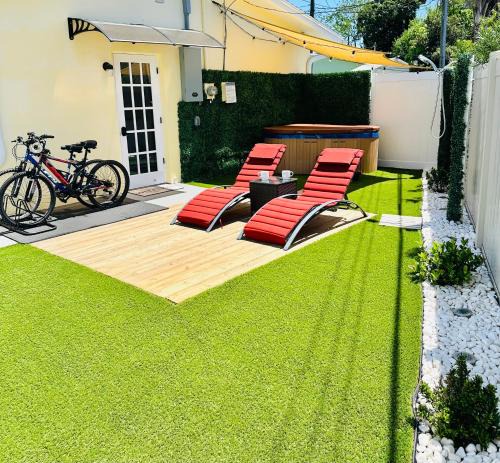 Cozy Private Studio with Hot Tub and Workspace Near Gulf Beaches