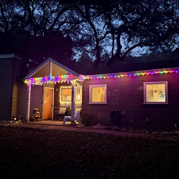 Cozy River Getaway in Sunny Carmel Valley Village. Pet Friendly!
