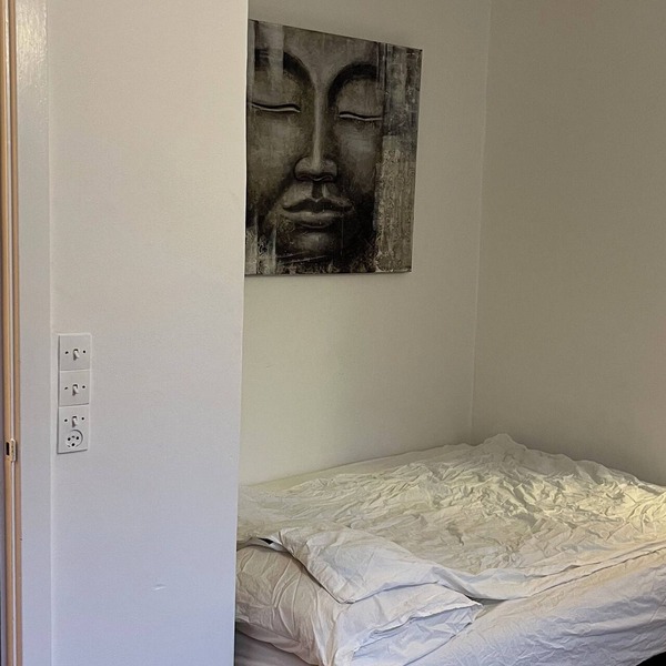 Cozy studio apartment close to public transportation