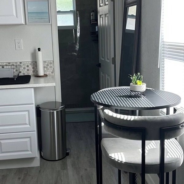 Cozy studio in a great location!