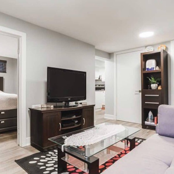 Cozy Toronto Private Apartment
