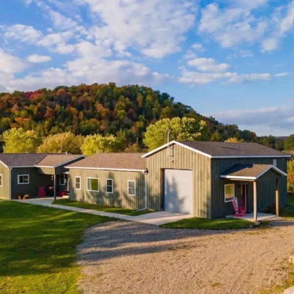 Creekside Ranch 9 Miles to Ellicottville w/Hot Tub