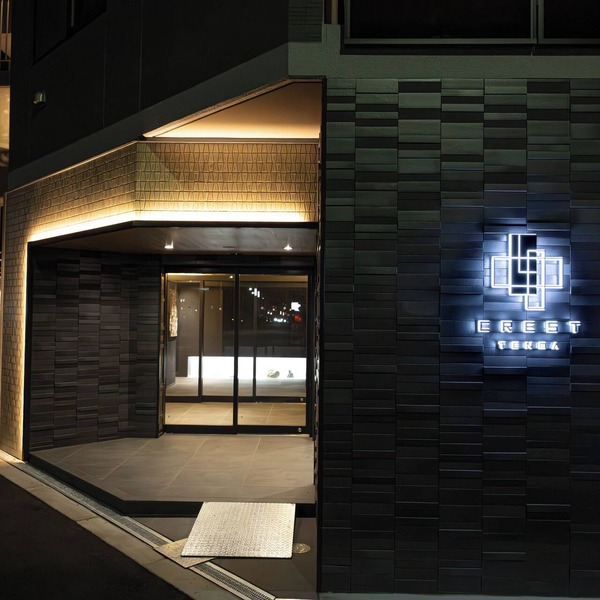 CREST TENMA - Self Check-In Only