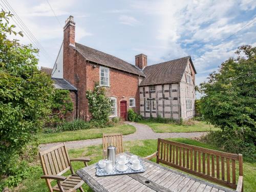 Cronkhill Farmhouse