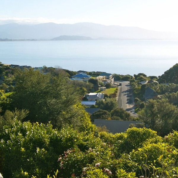 Crows Nest - Tata Beach Holiday Home