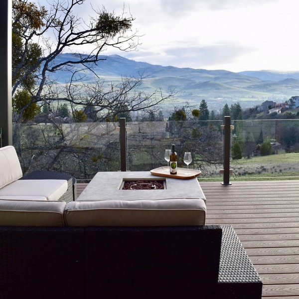 Custom Ashland Home with Fantastic Mountain Views