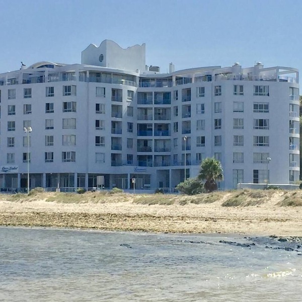 Cute and Cozy Beachfront Apartment