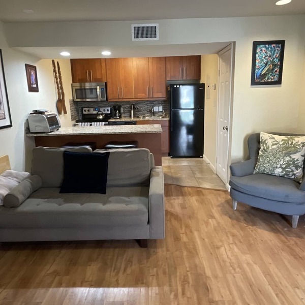 Cute & Convenient One Bedroom in North/Central Austin
