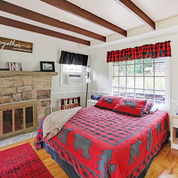 Cute Efficiency Cottage Near Pine Creek