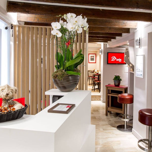 D'win Hotel