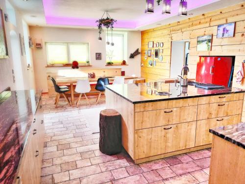 Das Mountain Getaway - Luxury Ground Floor Stubai Super Card