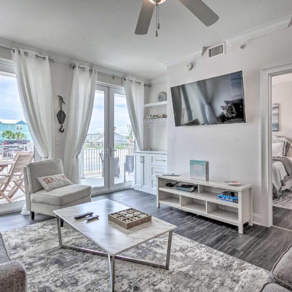 Dazzling Mexico Beach Condo - Walk to the Beach!
