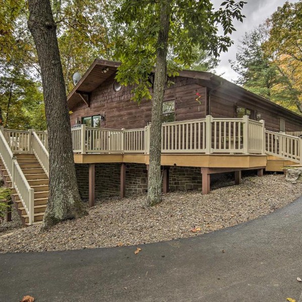 Deck w/Private Hot Tub: James Creek Cabin