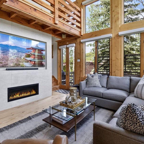 Deer Valley Loop Ski Home - 7-Min Walk to Main Street, 150 Yards to Bus Stop
