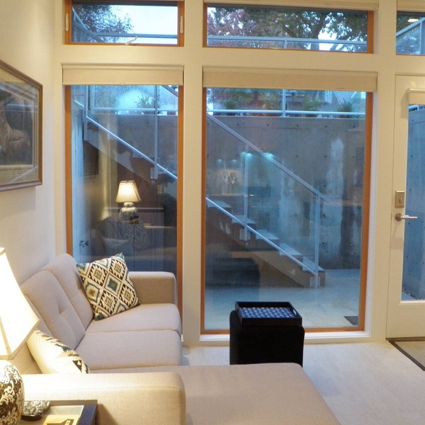 Deluxe Contemporary Garden Suite with 9-foot Ceilings