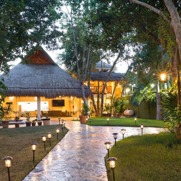 Deluxe Private Villa with Pool