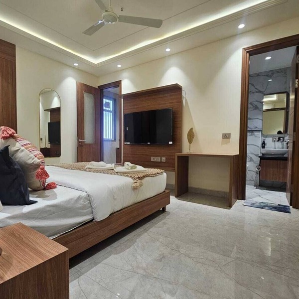 Deluxe Studio Room with Kitchenette